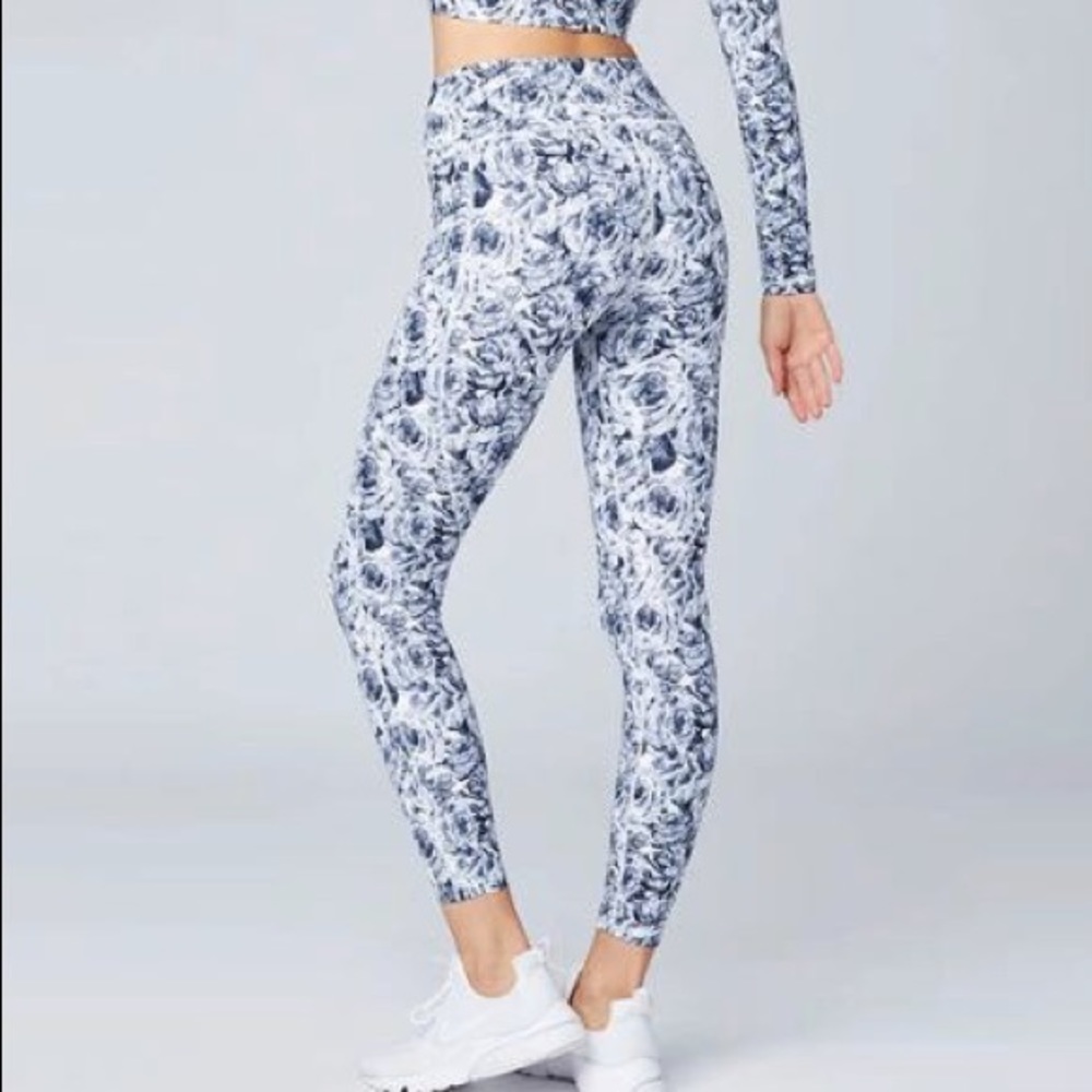 NWT Varley Laidlaw Leggings in Navy Rose